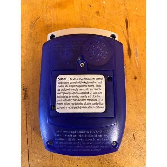 Hasbro Boggle Electronic Handheld Game Word Search 2002 - Picture 3 of 4